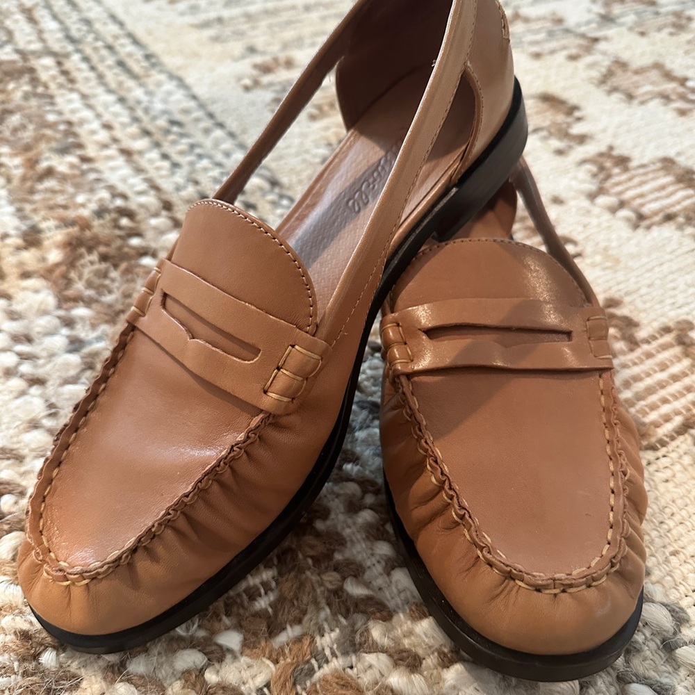Madewell side cut out loafers 8.5